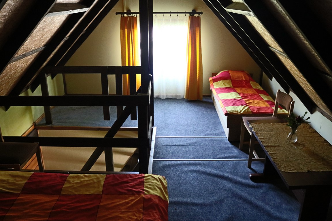 Wnętrze domku Prusak